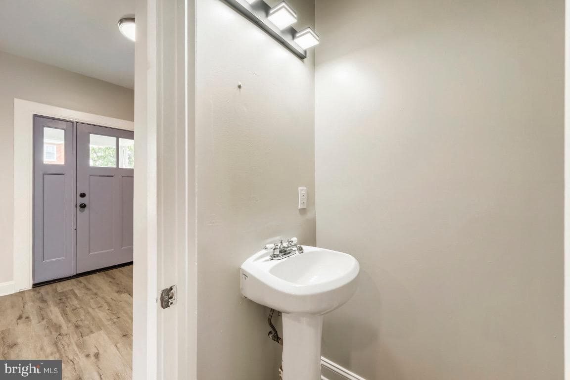 4812 Reisterstown Road photo 8