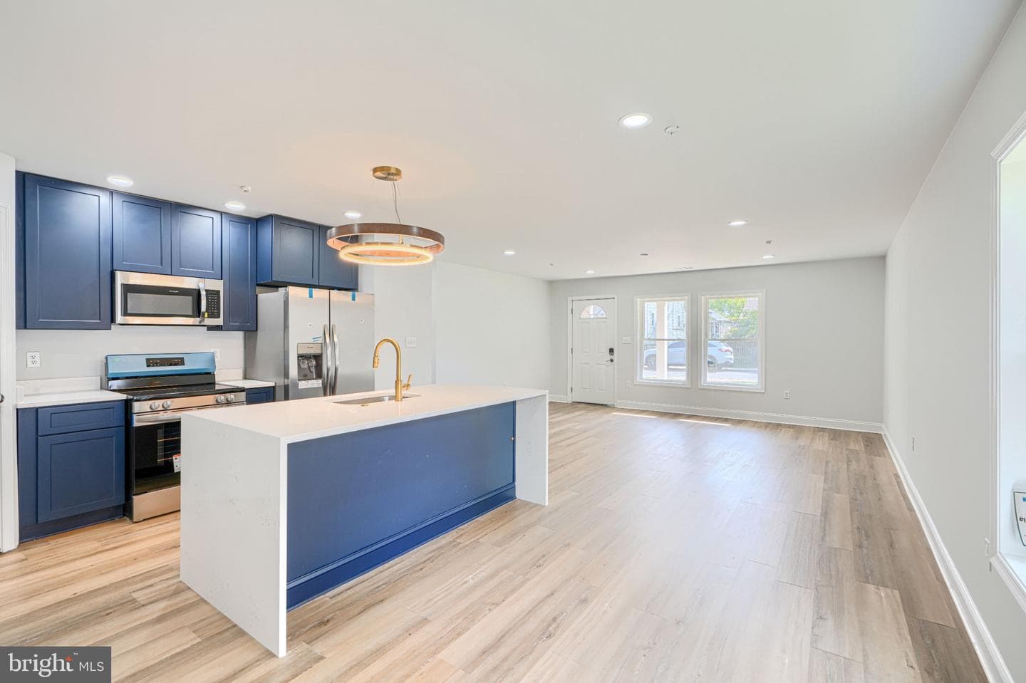 5213 Wilton Heights Avenue photo 3