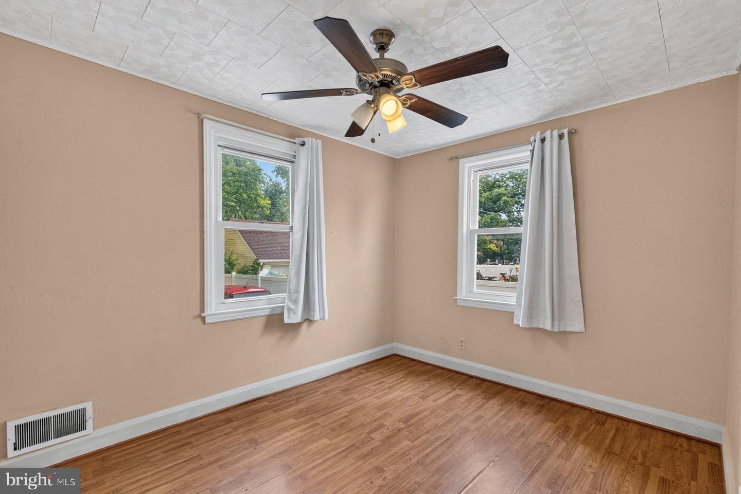 6509 Fairdel photo 15