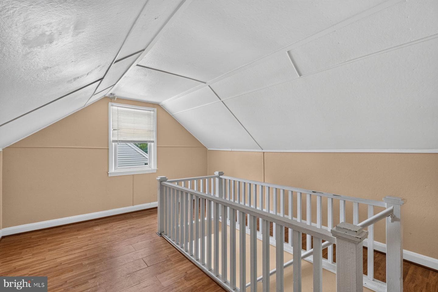 6509 Fairdel photo 17