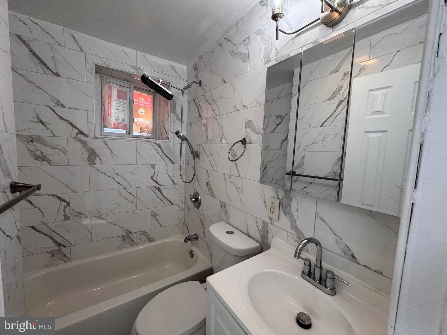 3307 Abell Avenue photo 6