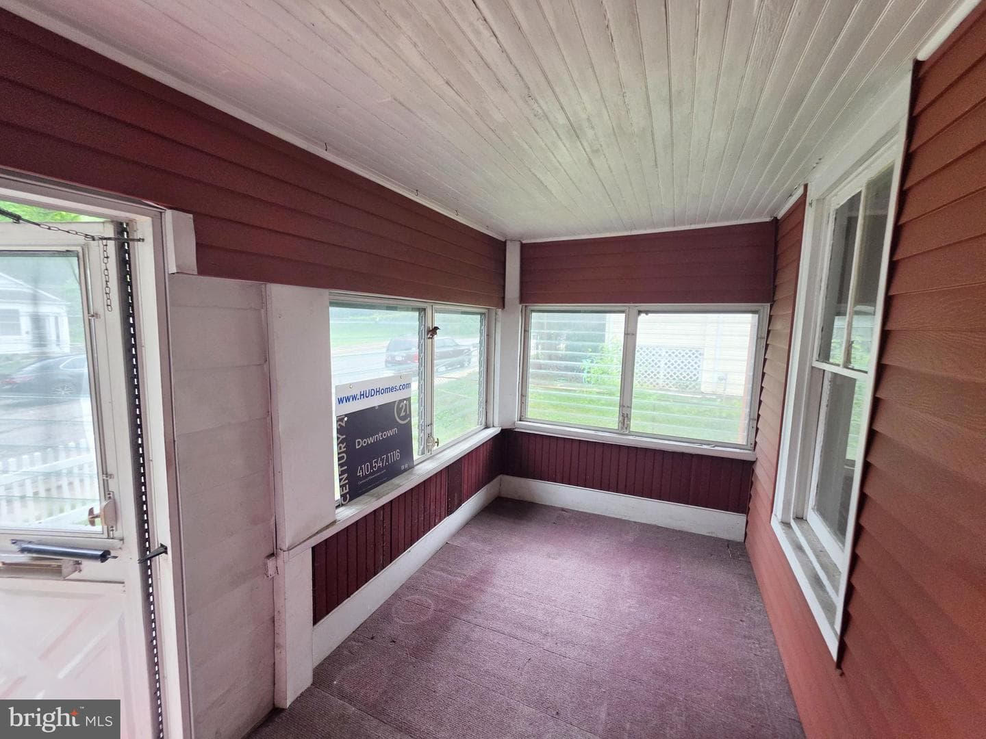 2640 Ridgely Street photo 4