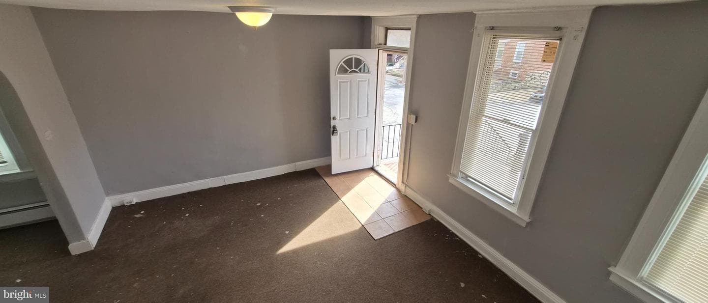3238 Ravenwood Avenue photo 3
