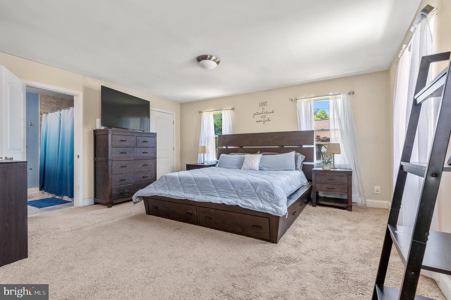3010 Howard Park Avenue photo 12