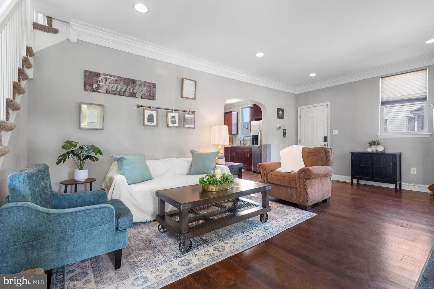 3010 Howard Park Avenue photo 3