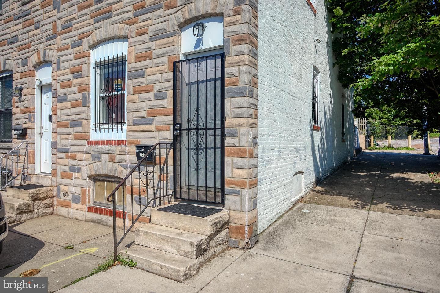 1200 Glyndon Avenue photo 2