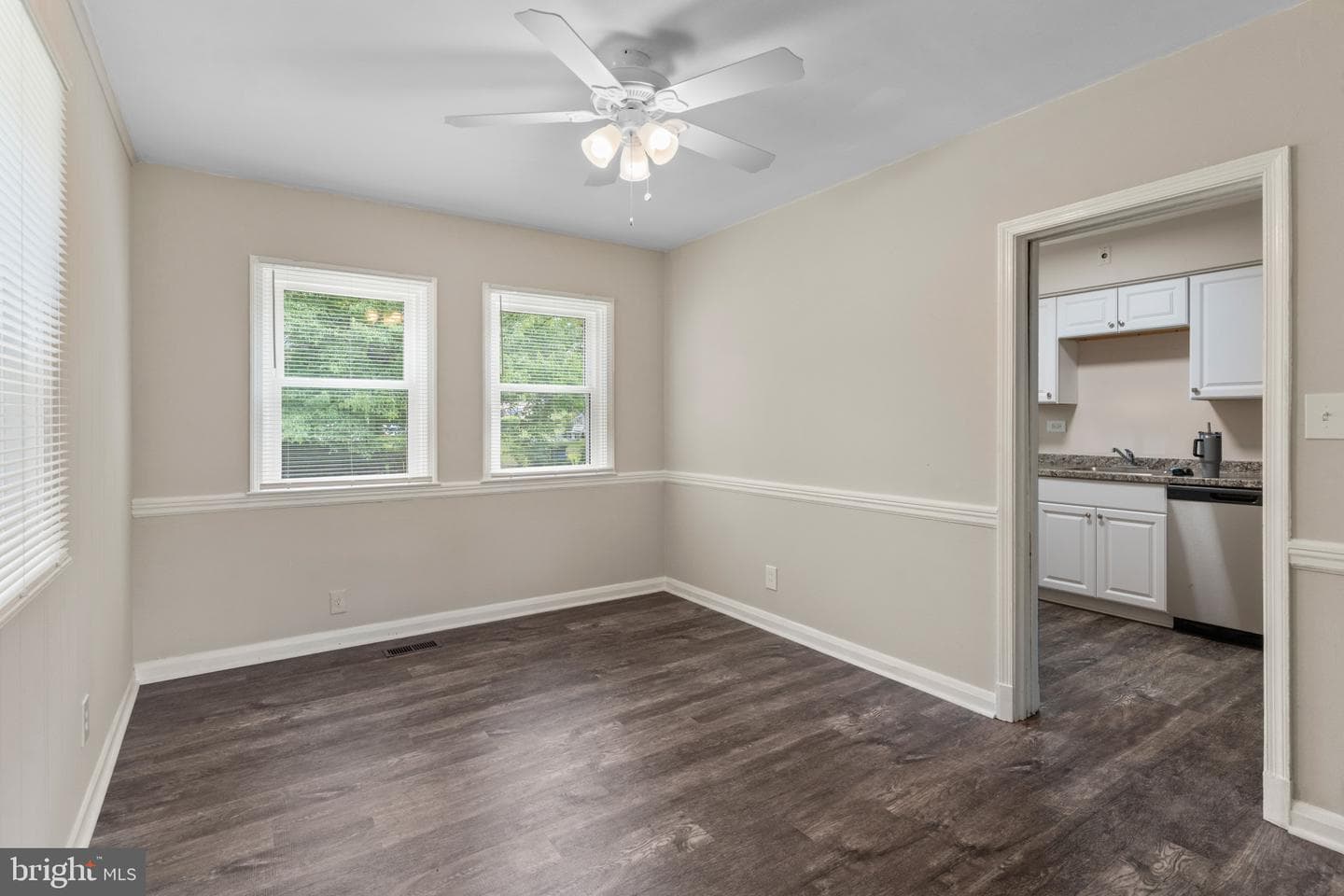 6023 Chinquapin Parkway photo 9