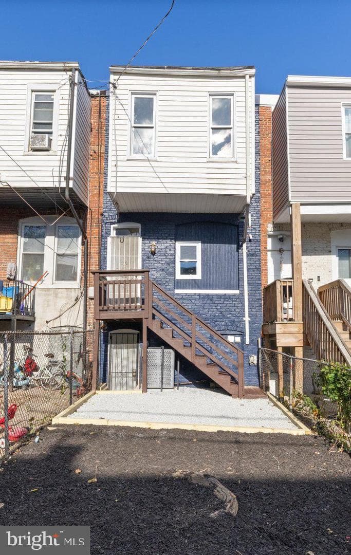 653 Bartlett Avenue photo 37