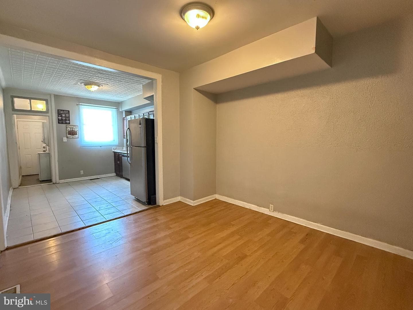 1210 Sargeant Street photo 6