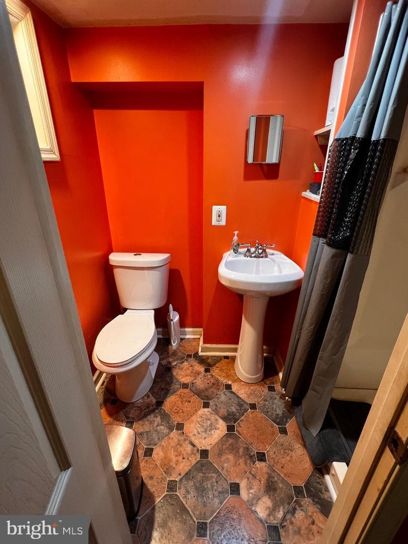 3828 Yolando Road photo 11