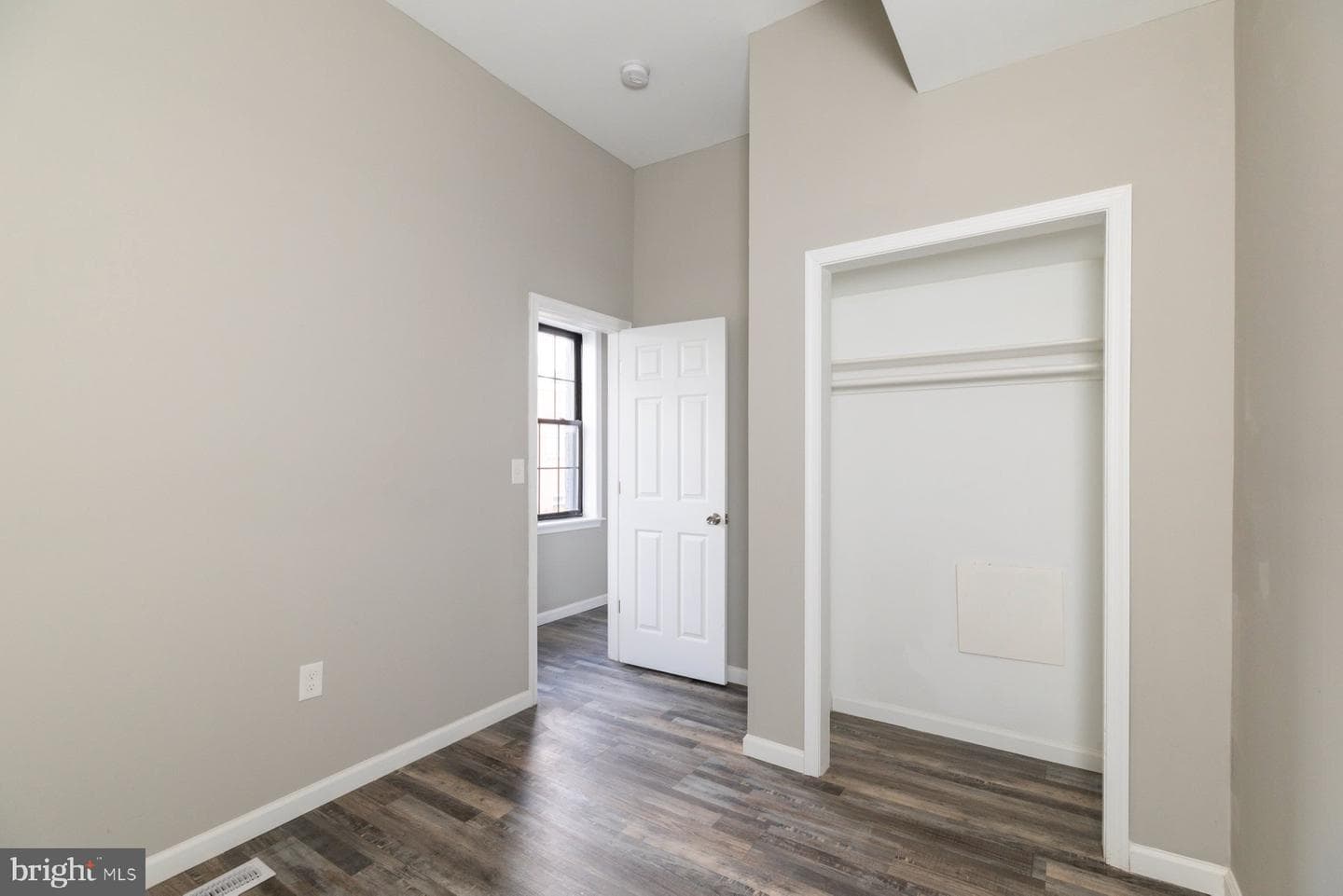 1001 S Carey Street photo 17