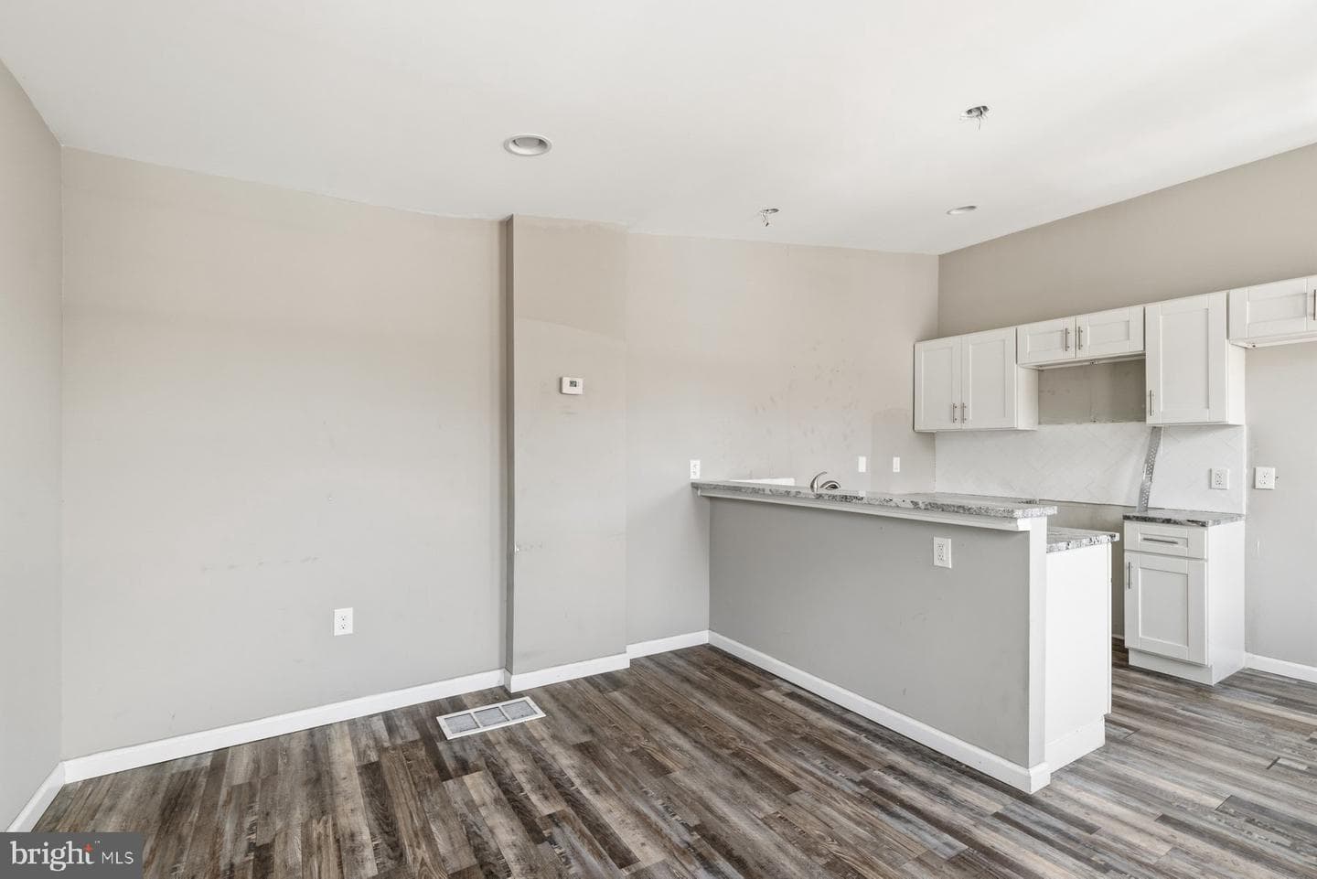 1001 S Carey Street photo 21