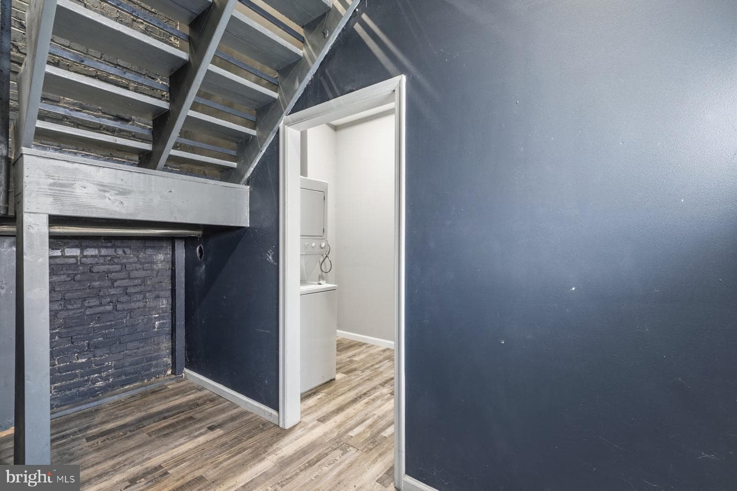 1001 S Carey Street photo 5