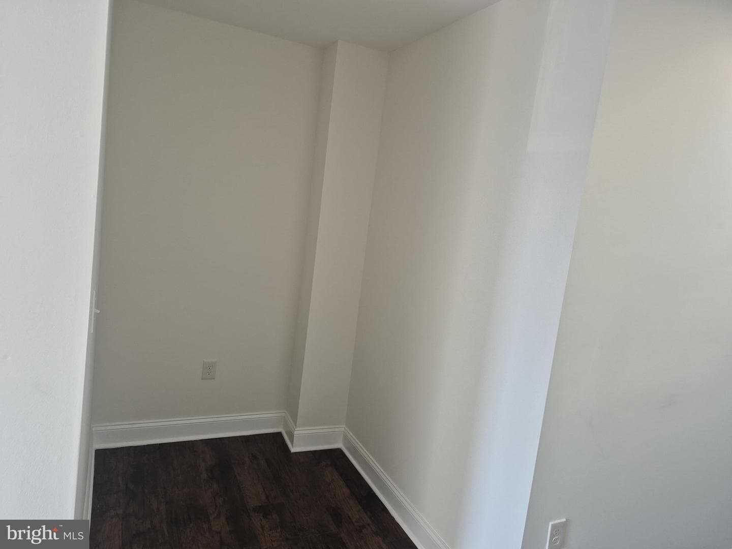 2416 Frederick Avenue photo 11