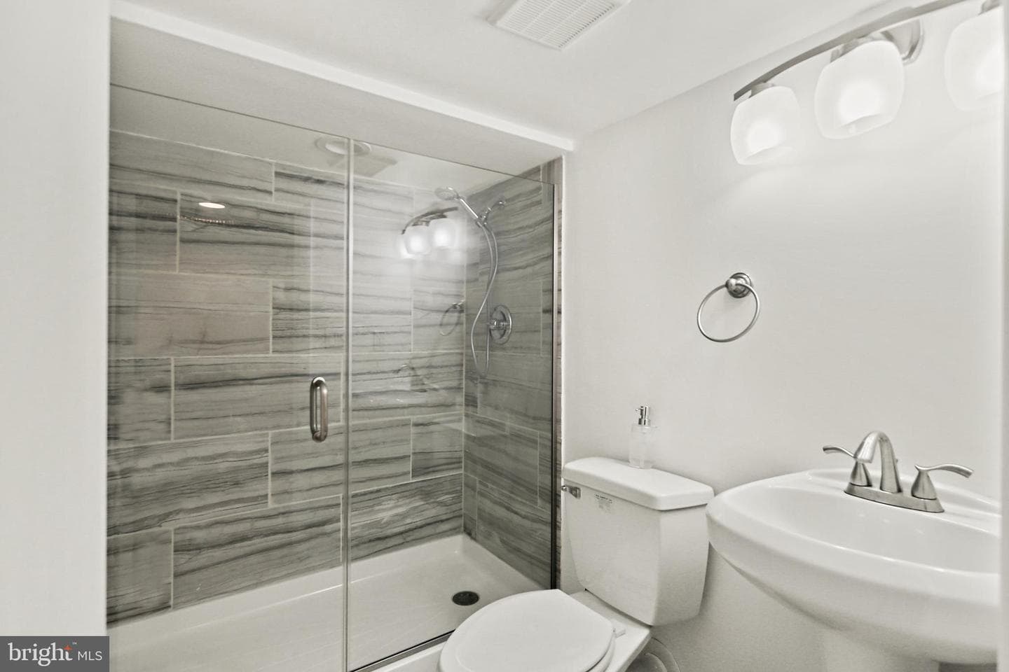 1710 Clarkson Street photo 28