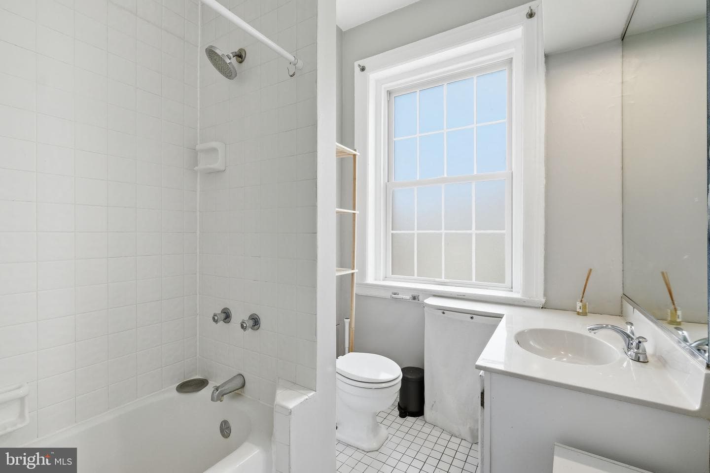 3507 N Charles Street #302 photo 33