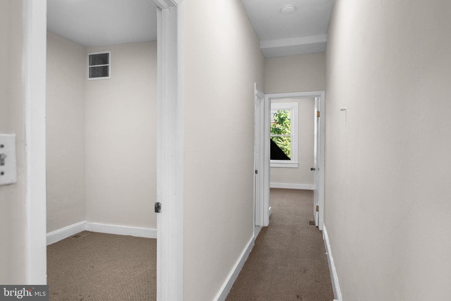 2621 Sloatfield photo 10