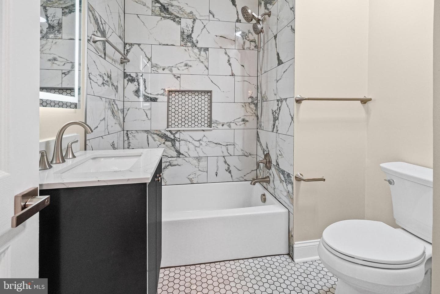 3010 Brendan Avenue photo 11