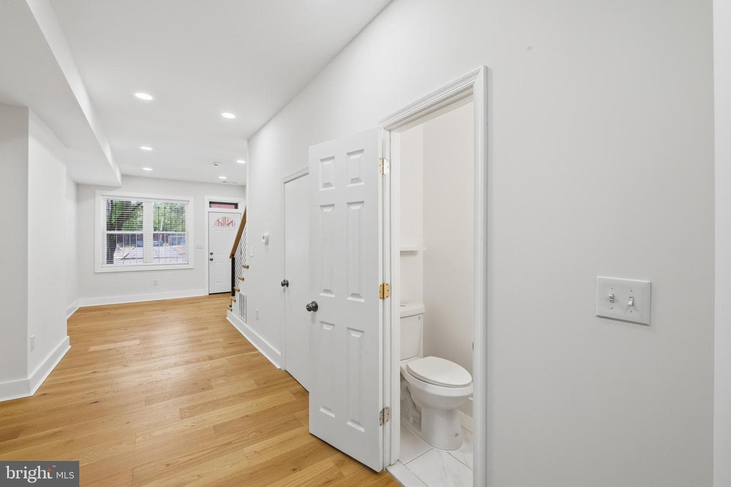 591 Orchard Street photo 12