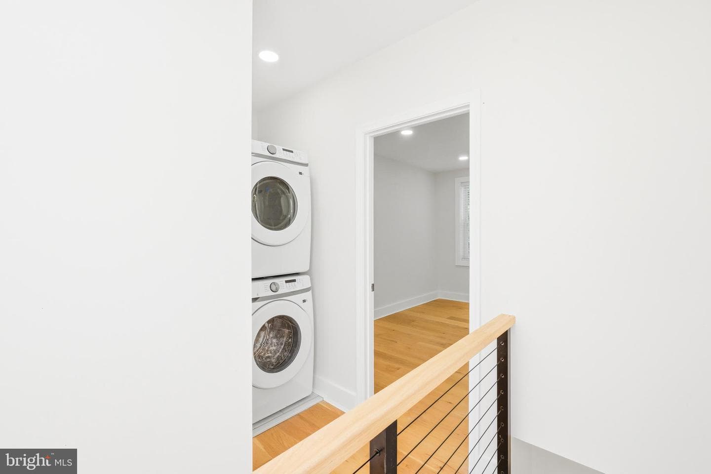 591 Orchard Street photo 18