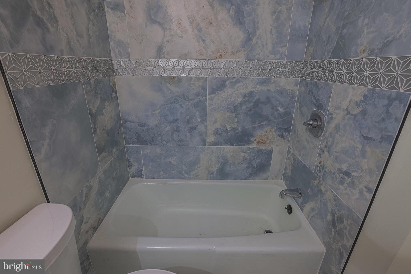 1906 Greenhaven Drive photo 33