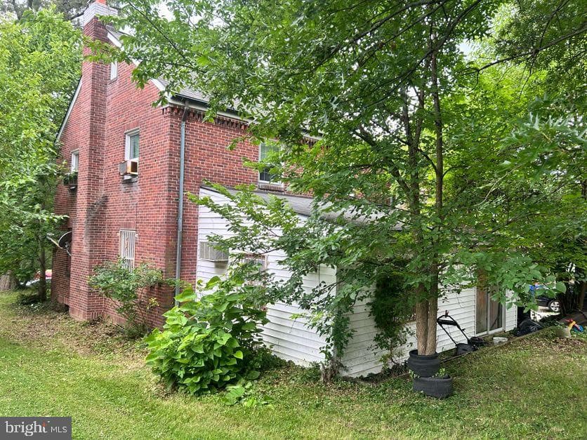 2400 Montebello Terrace photo 4