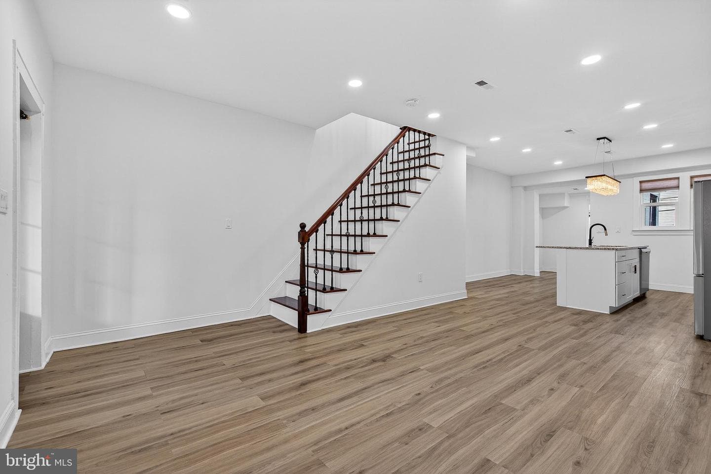 5249 Linden Heights Avenue photo 10