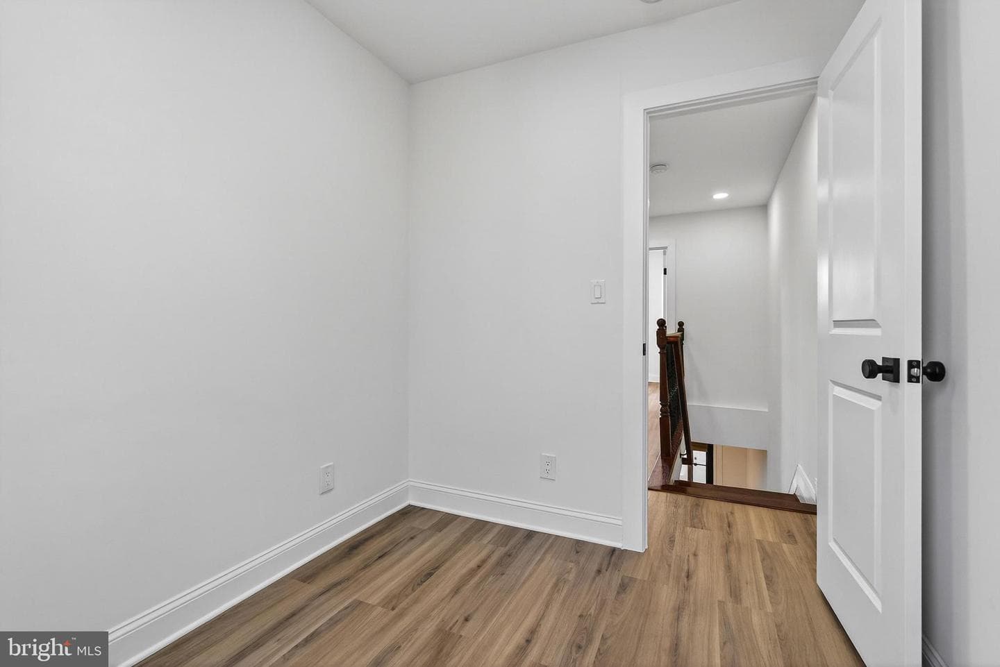 5249 Linden Heights Avenue photo 22