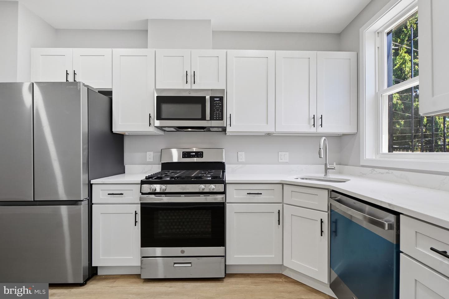 2115 Mcculloh Street photo 10