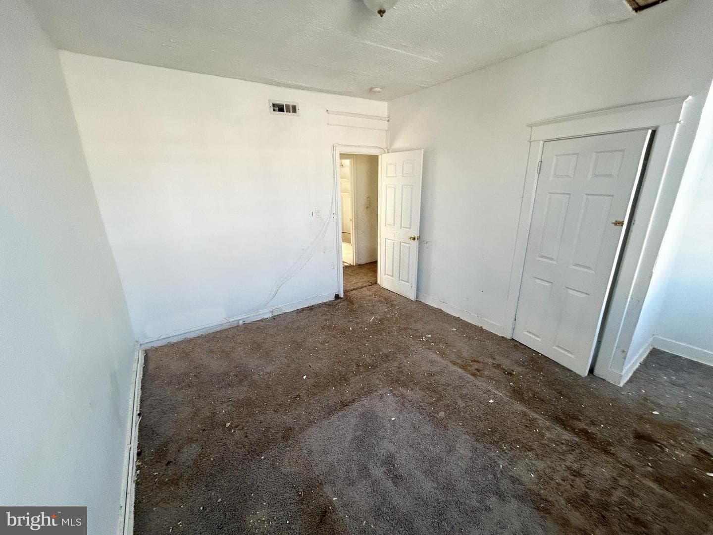 1221 N Decker Avenue photo 11