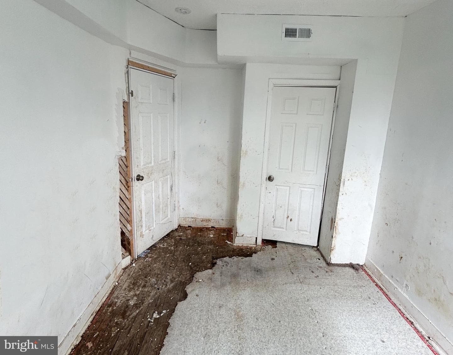 1221 N Decker Avenue photo 13