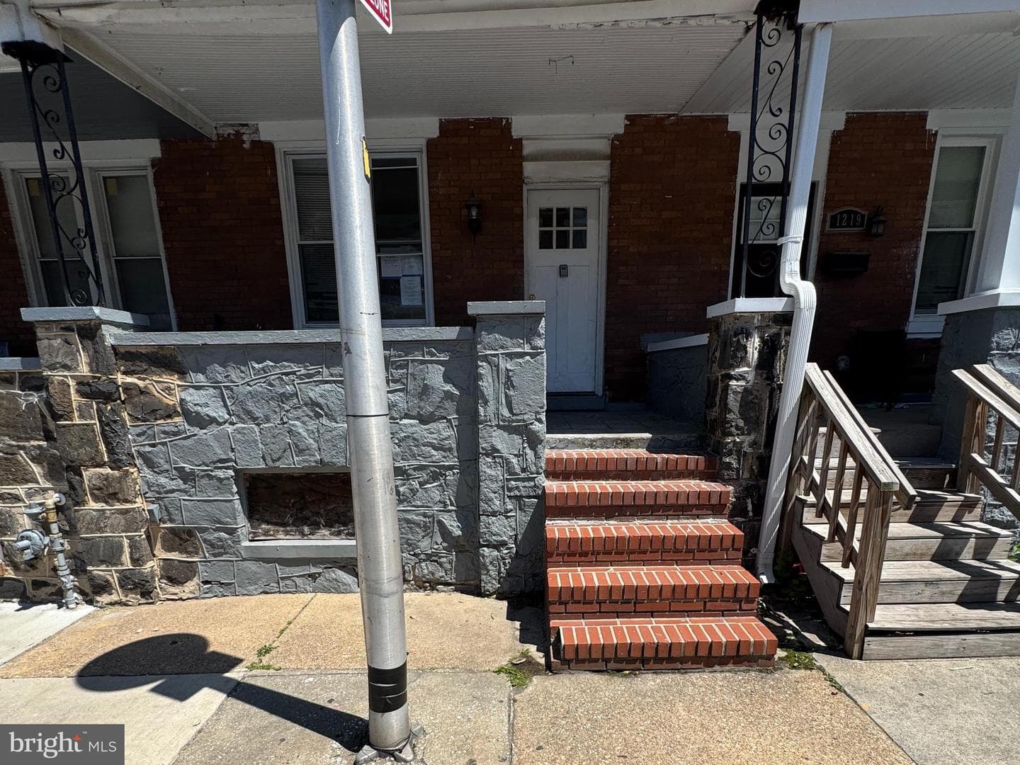 1221 N Decker Avenue photo 2