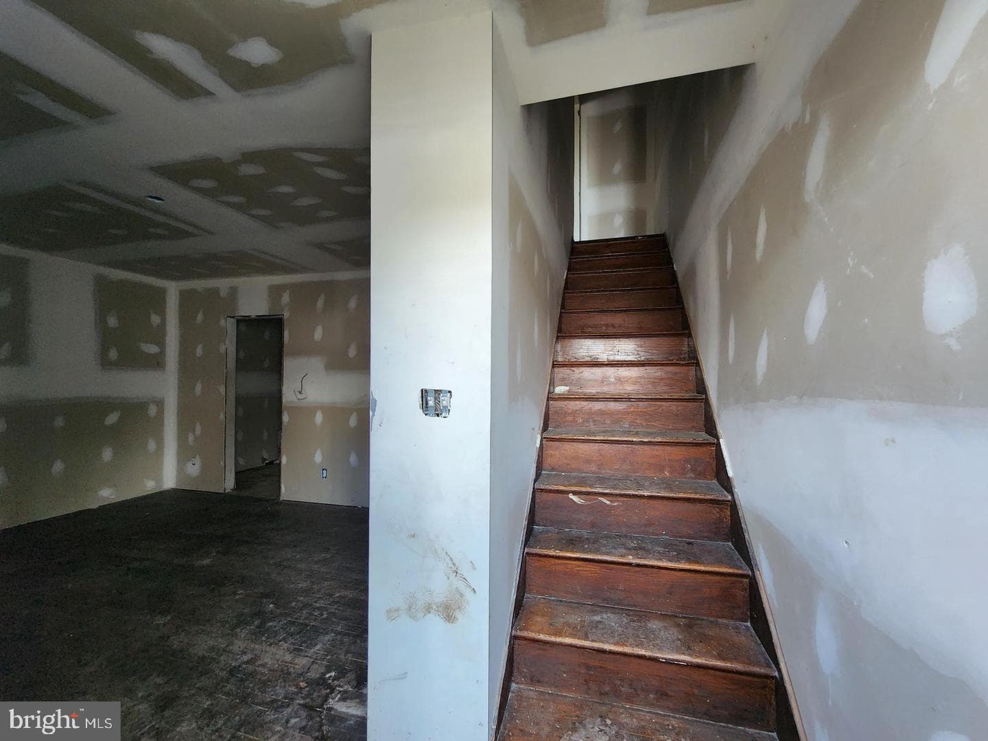 3425 6th Street, Baltimore