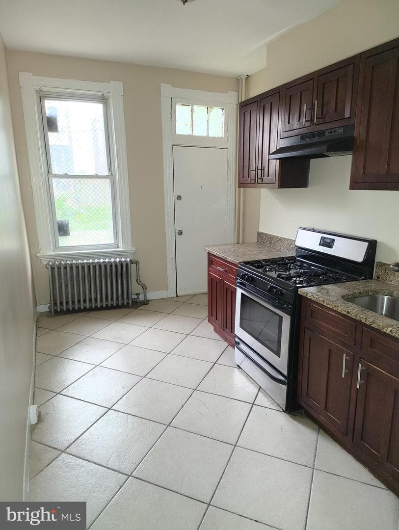 1918 Druid Hill Avenue N photo 3