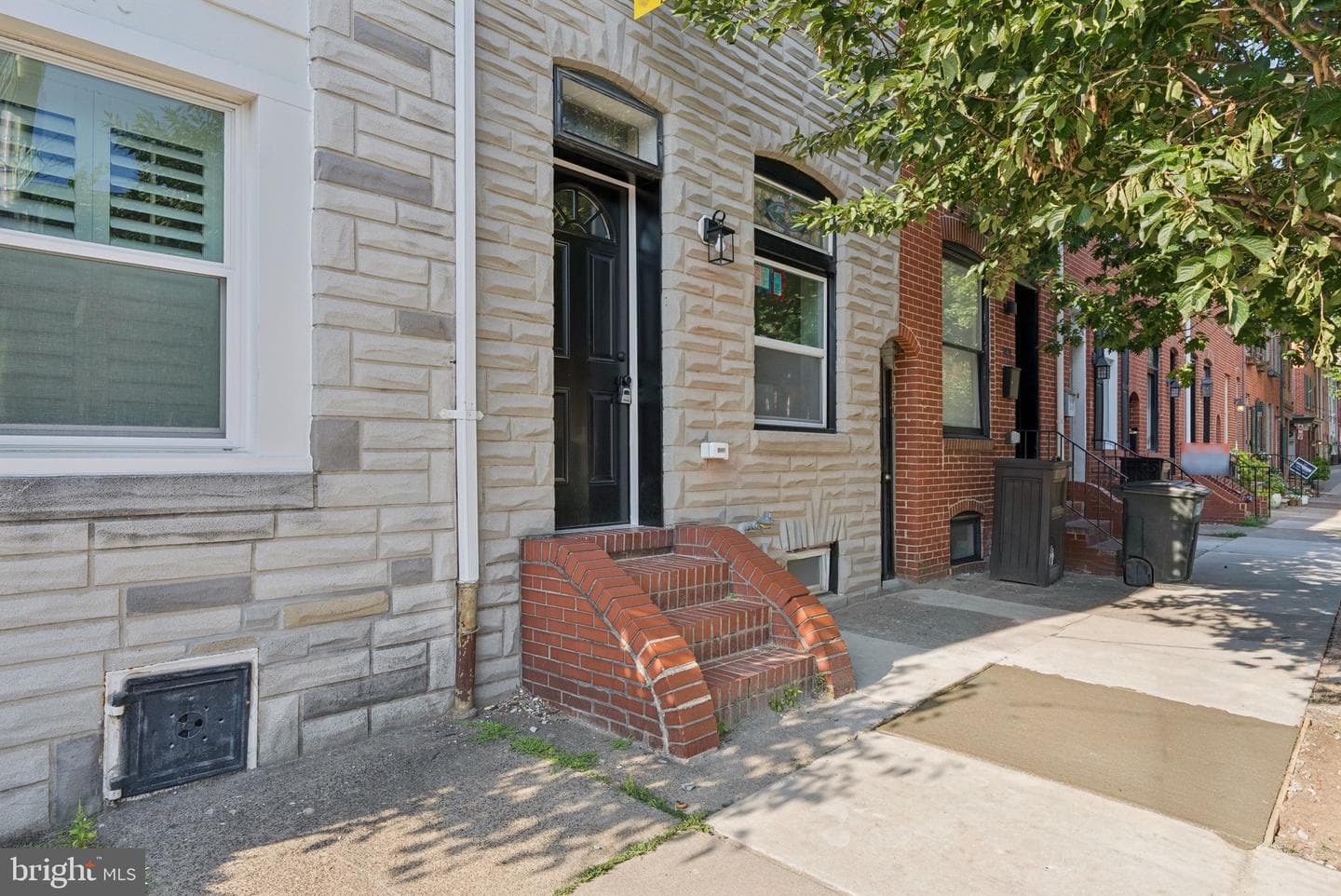 1902 Bank Street photo 42