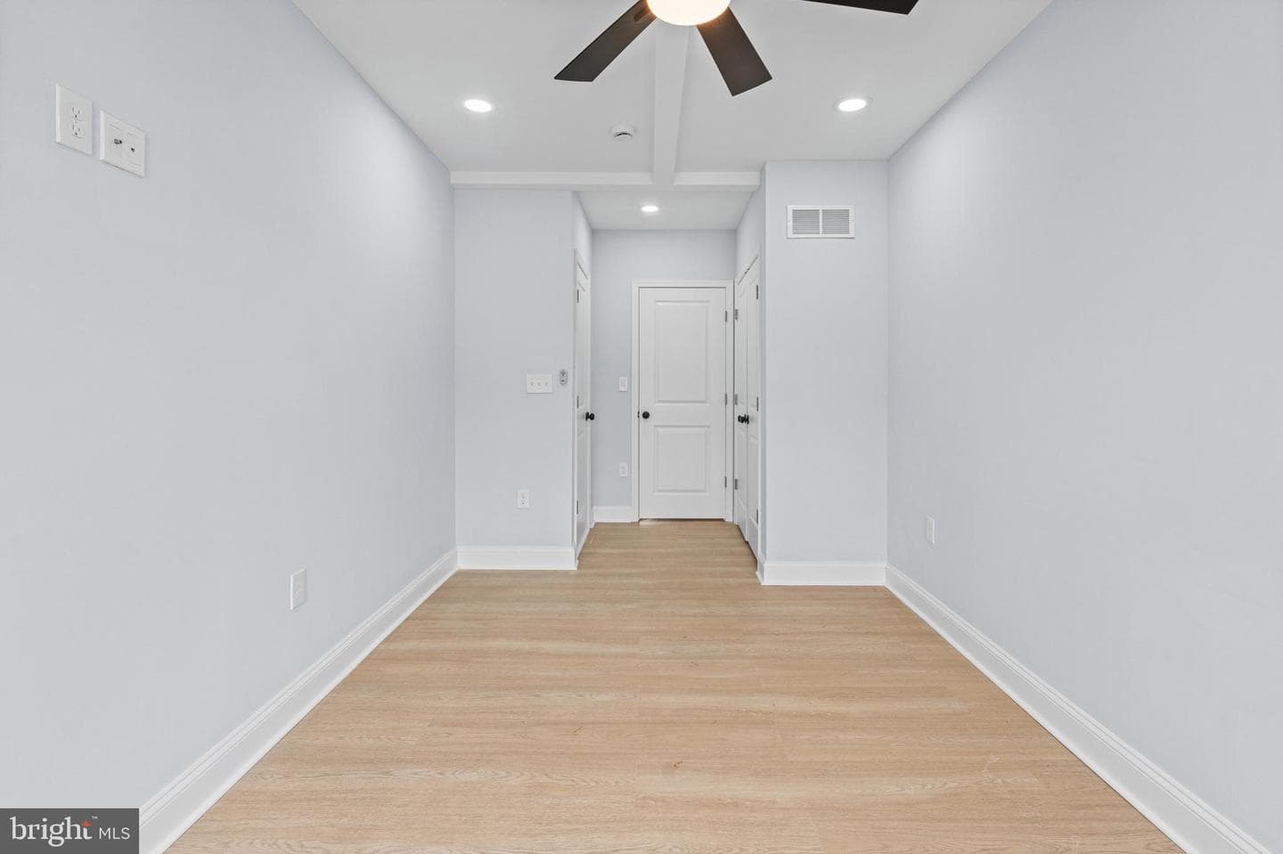 1145 Myrtle Avenue photo 22