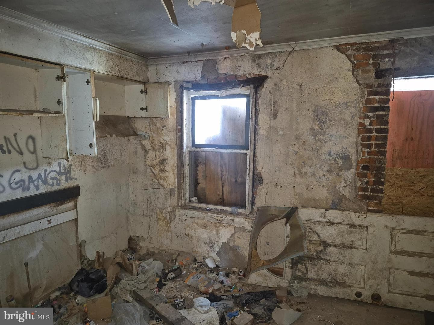 302 S Fulton Avenue photo 8