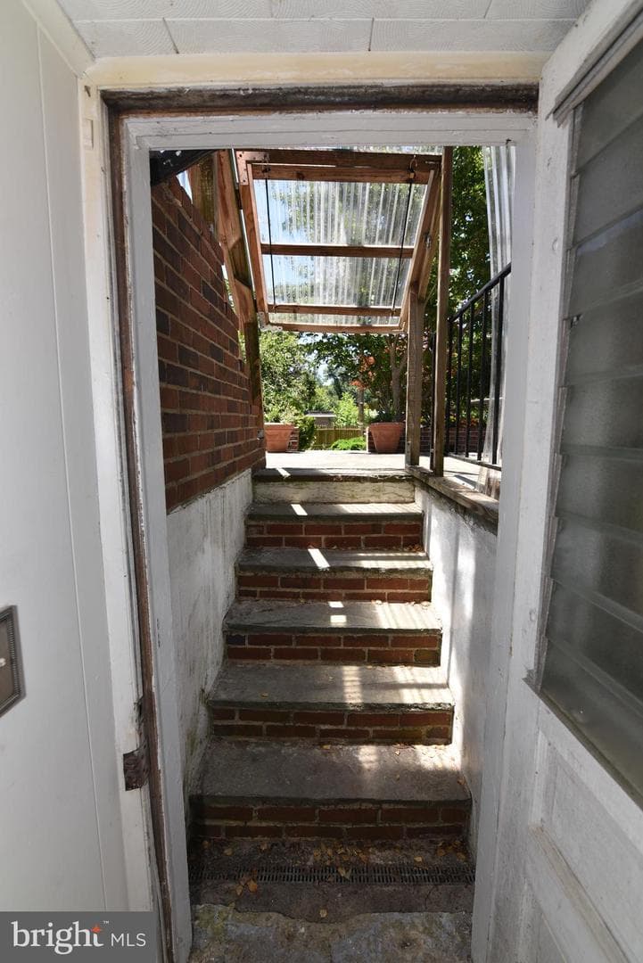 4208 Westview Road photo 30