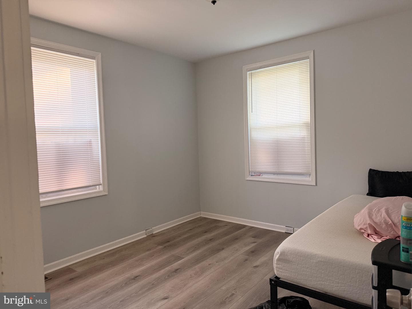 5318 Plainfield Avenue photo 7