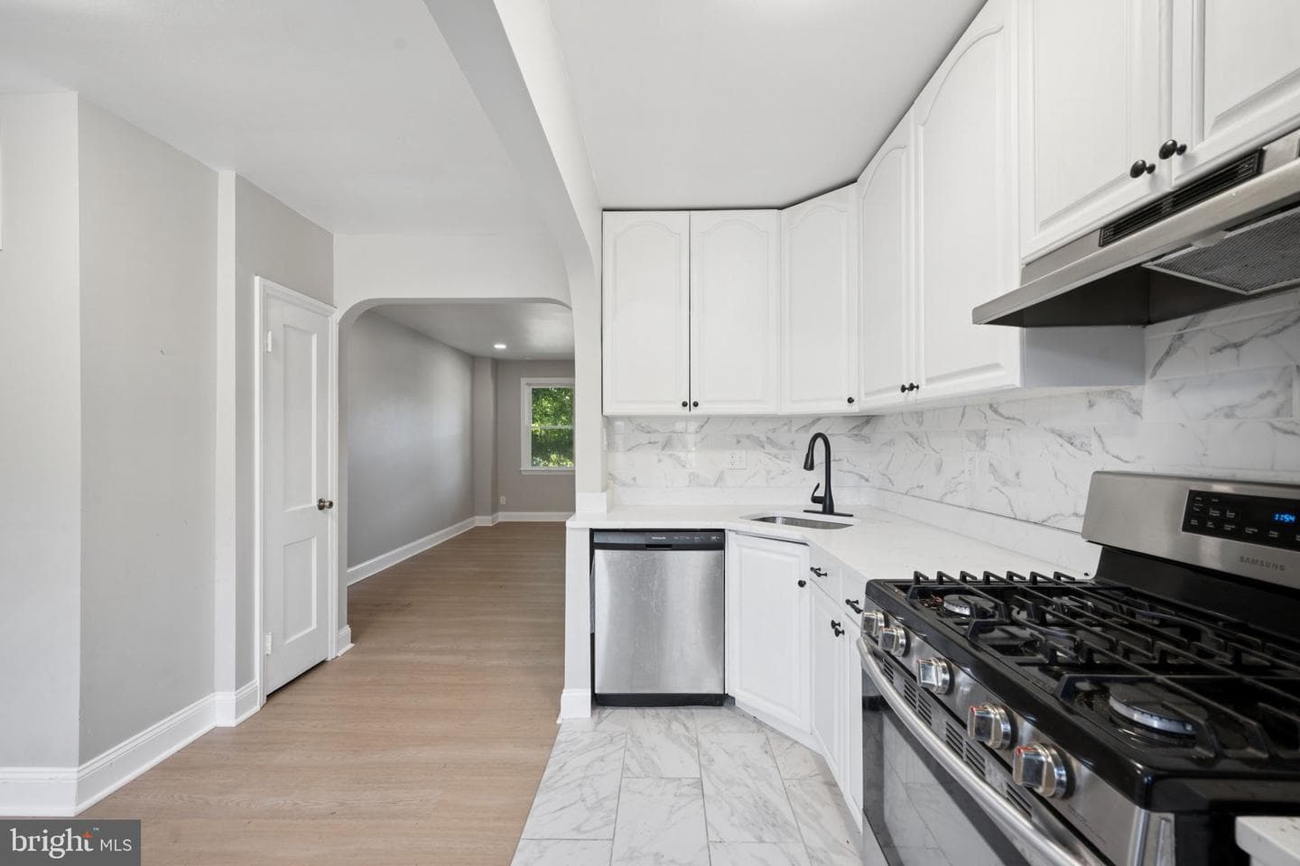 3548 Benzinger Road photo 12