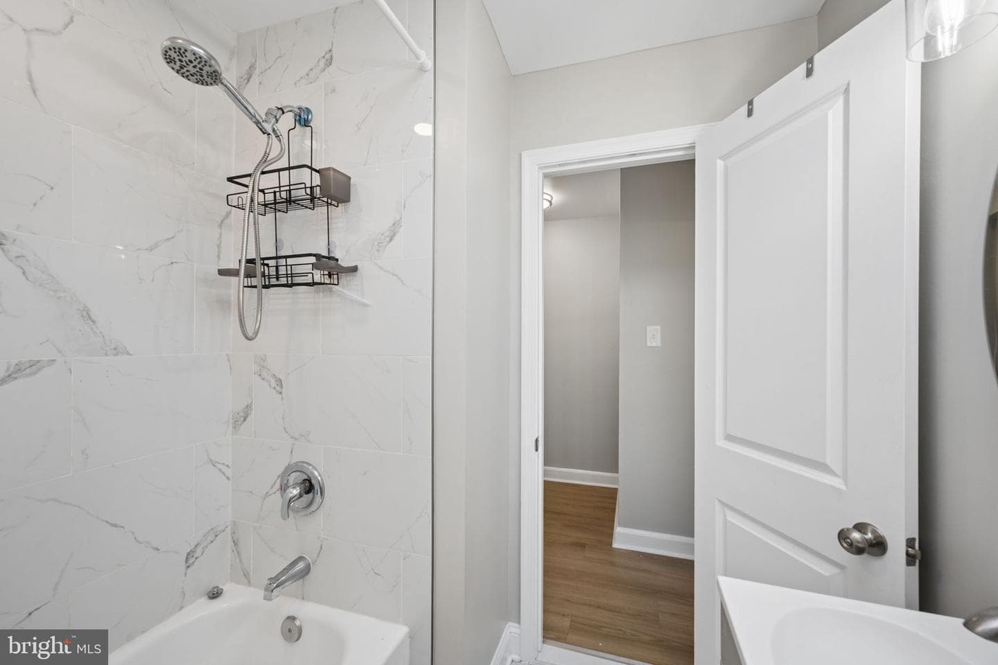 3548 Benzinger Road photo 20