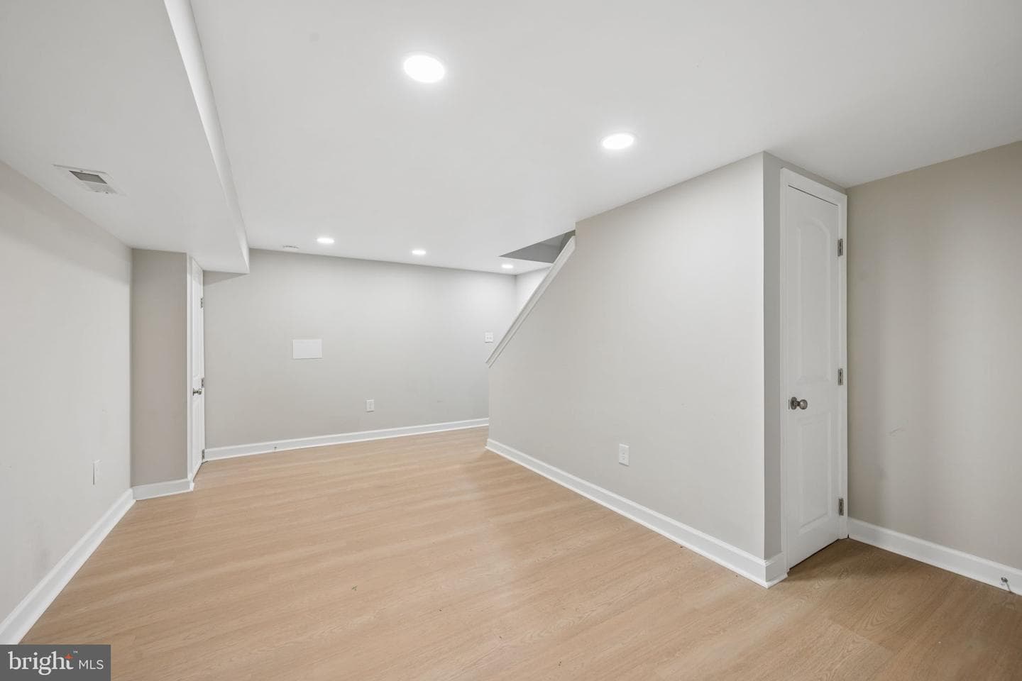 3548 Benzinger Road photo 28
