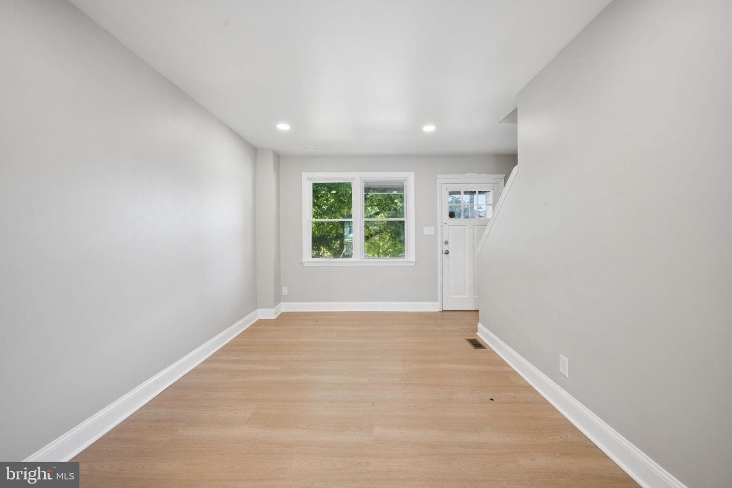 3548 Benzinger Road photo 7