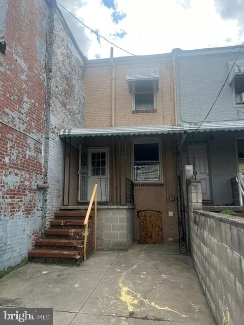 103 N Glover Street photo 9