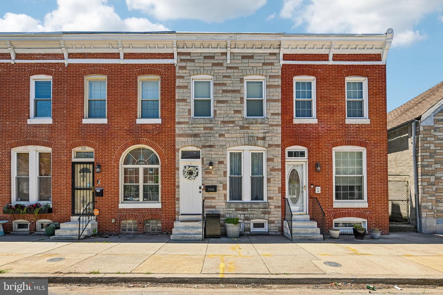 1113 W Cross Street W photo 2