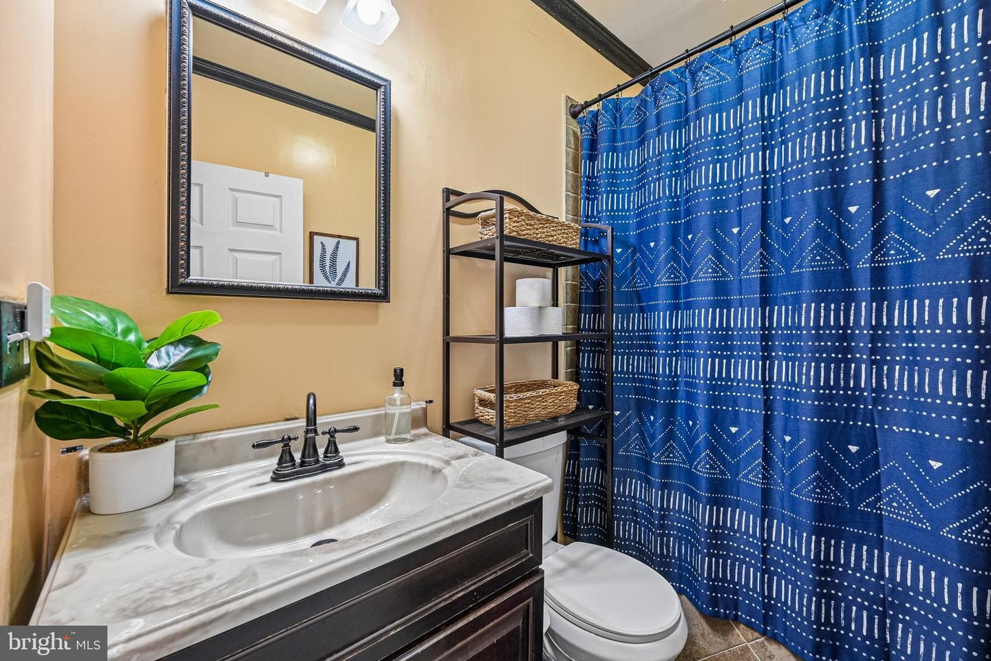 1113 W Cross Street W photo 26