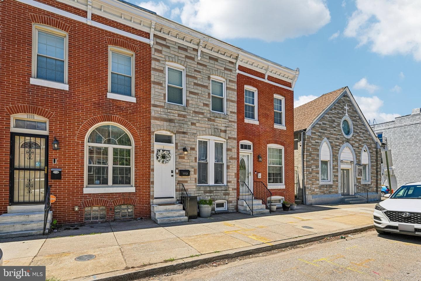 1113 W Cross Street W photo 3