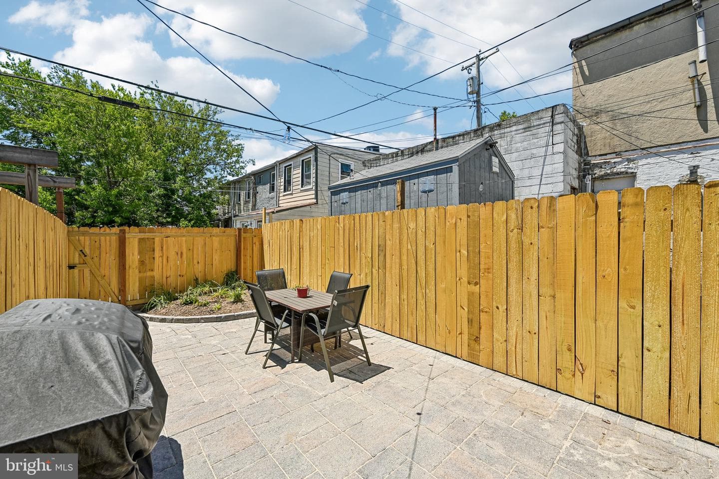 1113 W Cross Street W photo 30