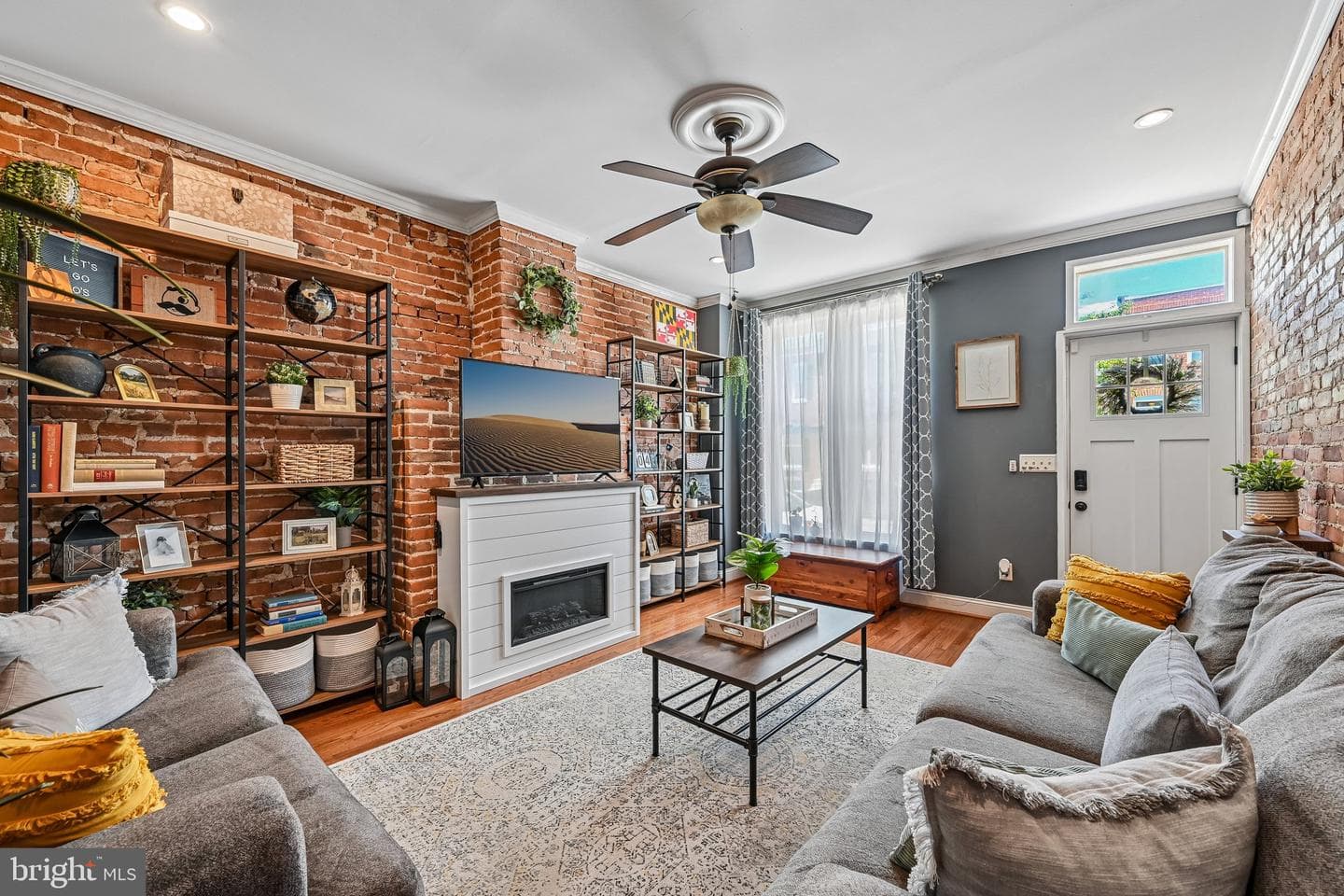 1113 W Cross Street W photo 8