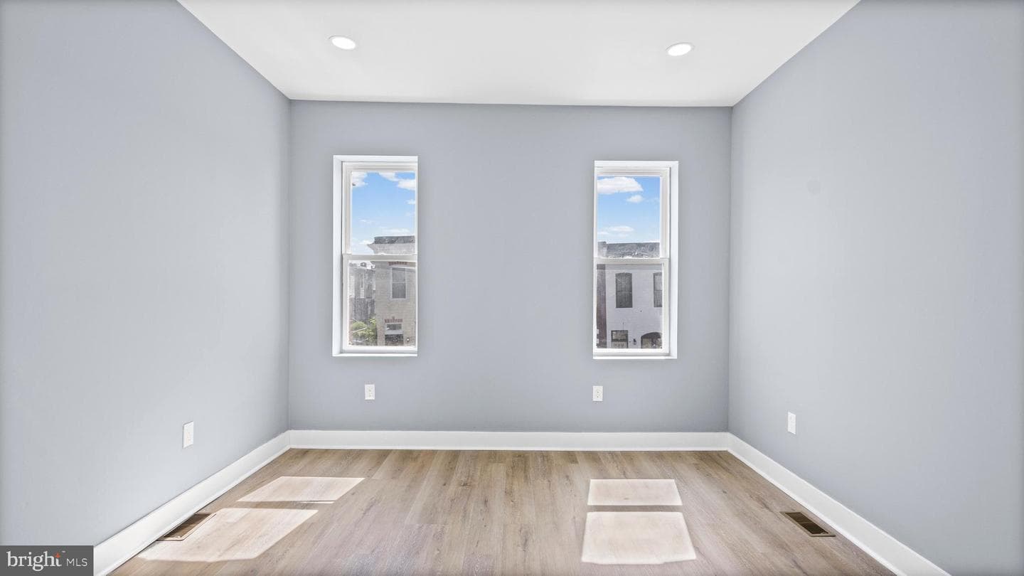1720 Rutland Avenue photo 27
